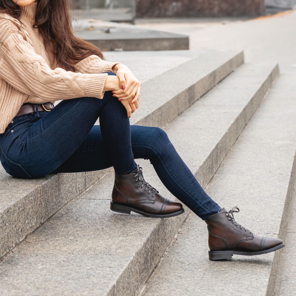https://cdn.shopify.com/s/files/1/0419/1525/files/1024x1024-Women-Captain-BlackCoffee-041924-3_8ce2d298-90bb-4a35-b731-06f448a2d4ed.jpg?v=1715297807