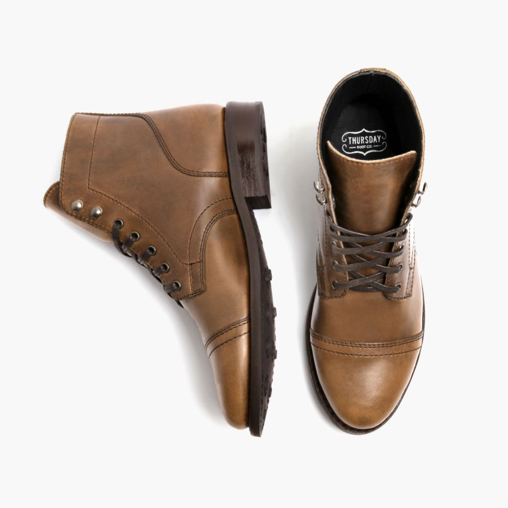 https://cdn.shopify.com/s/files/1/0419/1525/products/1024x1024-Women-Captain-Natural-030623-Flatlay.jpg?v=1680039542