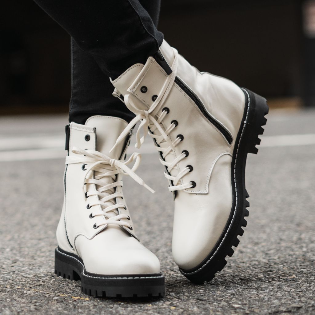 https://cdn.shopify.com/s/files/1/0419/1525/products/1024x1024-Women-Combat-Ecru-082222-1.jpg?v=1661459660