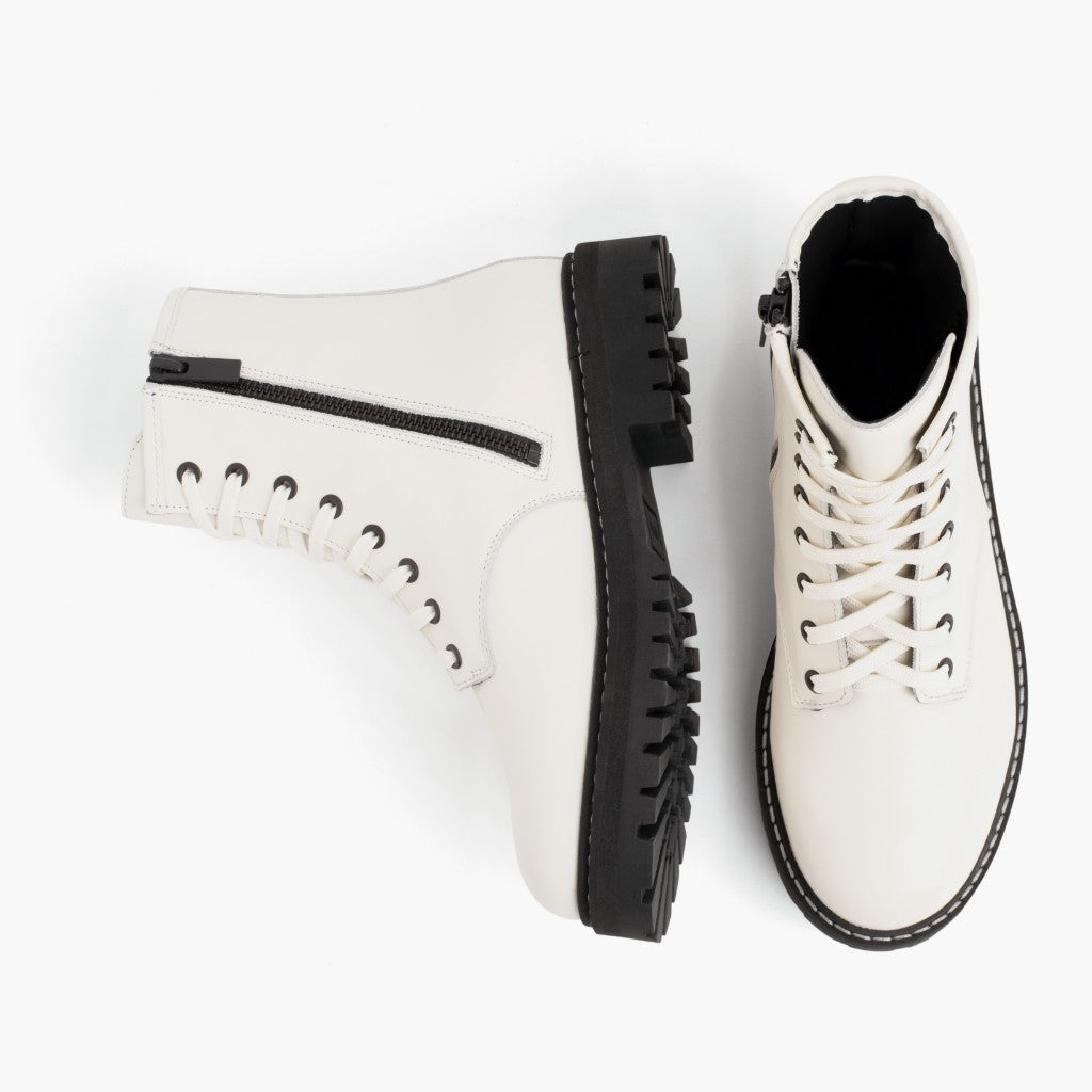 https://cdn.shopify.com/s/files/1/0419/1525/products/1024x1024-Women-Combat-Ecru-090921-Flatlay2.jpg?v=1631552212