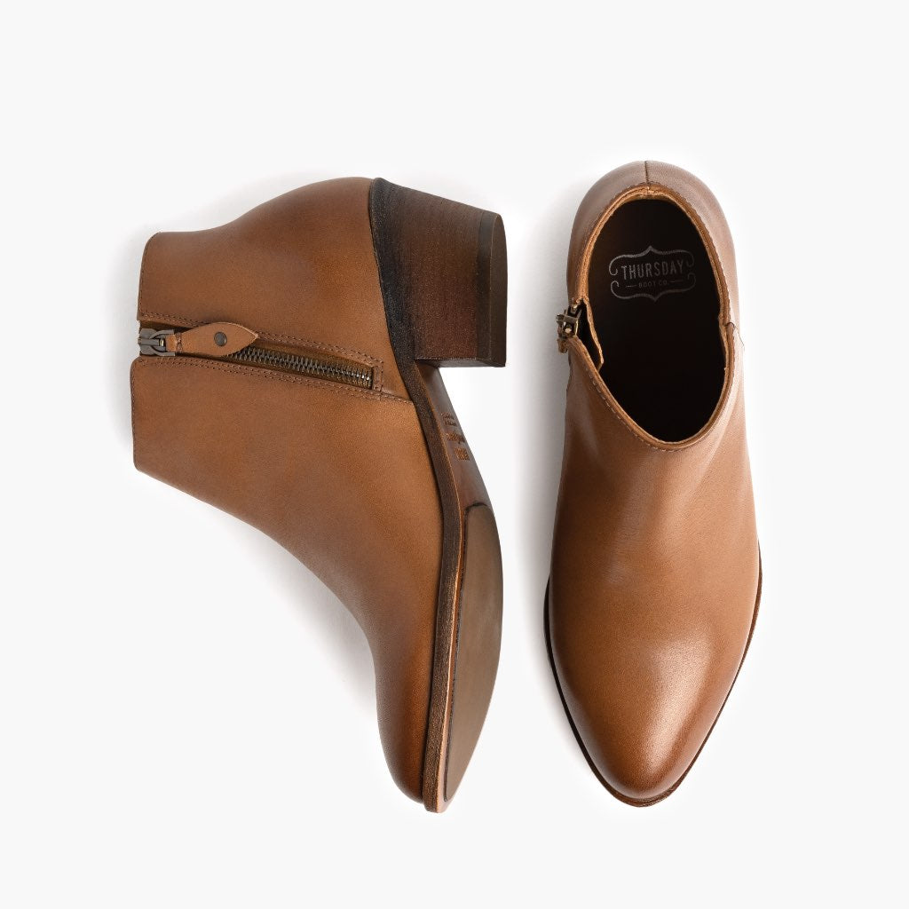 https://cdn.shopify.com/s/files/1/0419/1525/products/1024x1024-Women-Downtown-Toffee-082021-Flatlay.jpg?v=1630623335