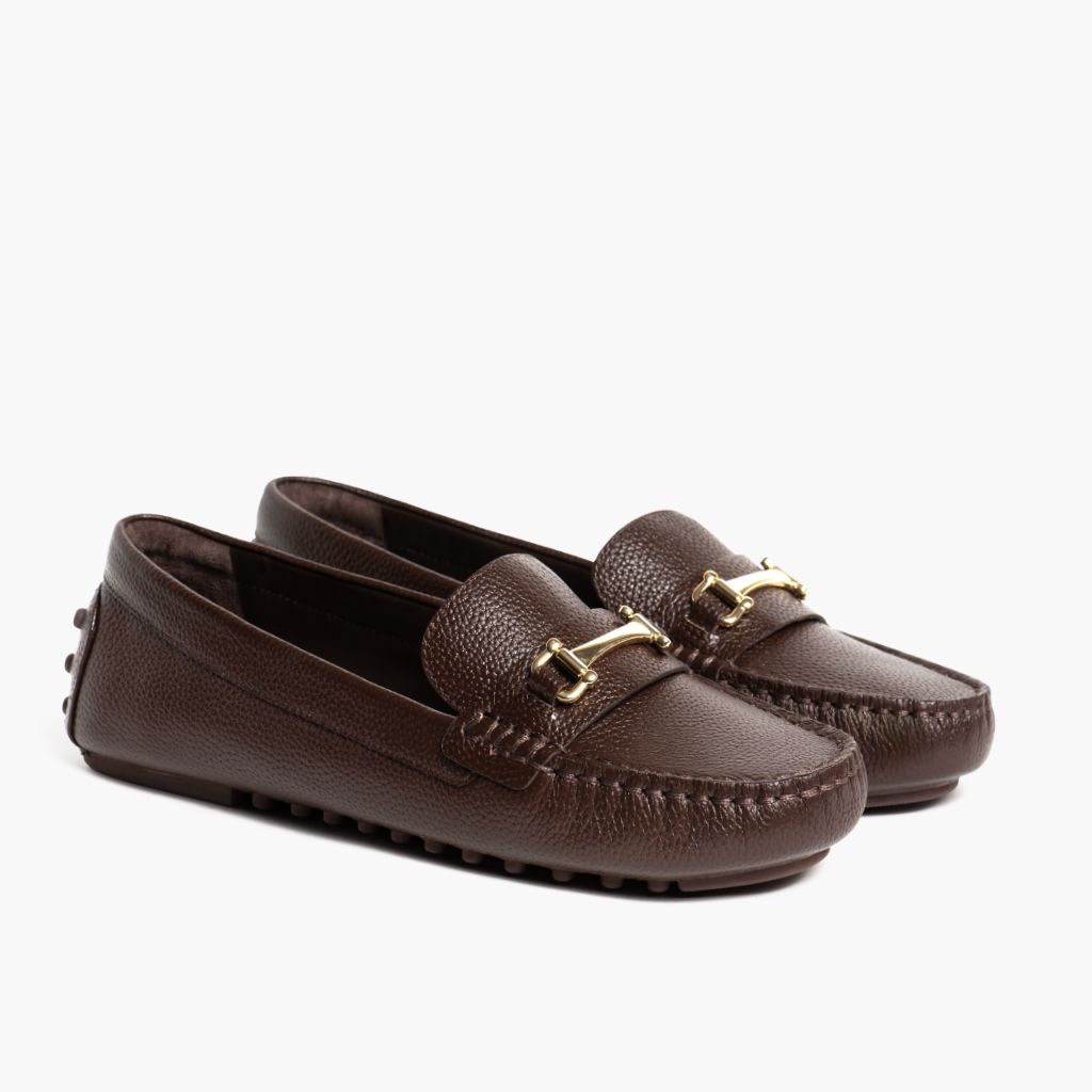 https://cdn.shopify.com/s/files/1/0419/1525/files/1024x1024-Women-DrivingLoafer-BrownGold-062524-3.4.jpg?v=1757956383