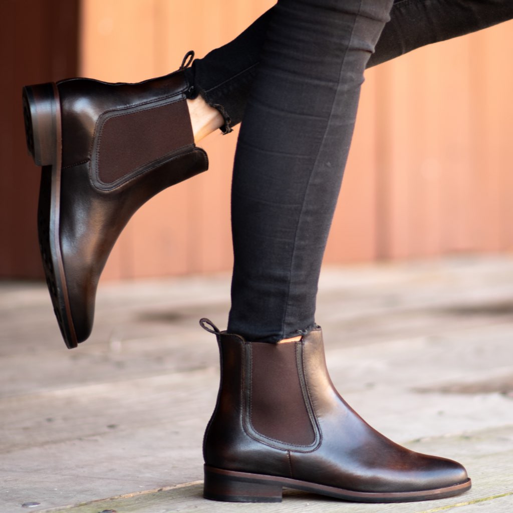 https://cdn.shopify.com/s/files/1/0419/1525/products/1024x1024-Women-Duchess-BlackCoffee-2.jpg?v=1599336675
