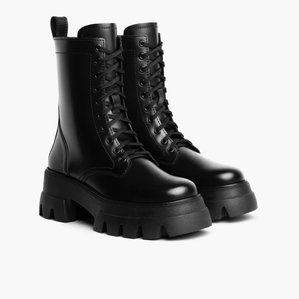 https://cdn.shopify.com/s/files/1/0419/1525/products/1024x1024-Women-Dynasty-Black-0221022-3.4.jpg?v=1645050600