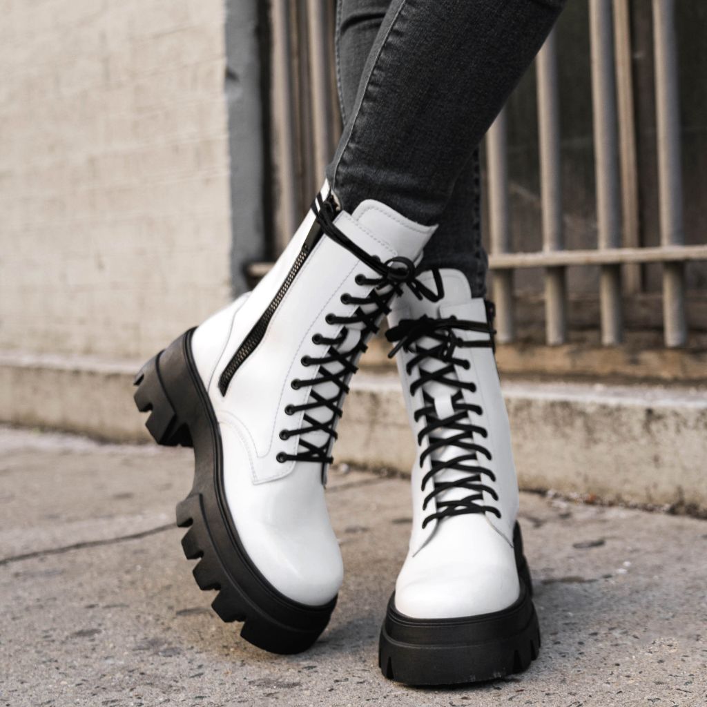 https://cdn.shopify.com/s/files/1/0419/1525/products/1024x1024-Women-Dynasty-White-021022-1.jpg?v=1644880100