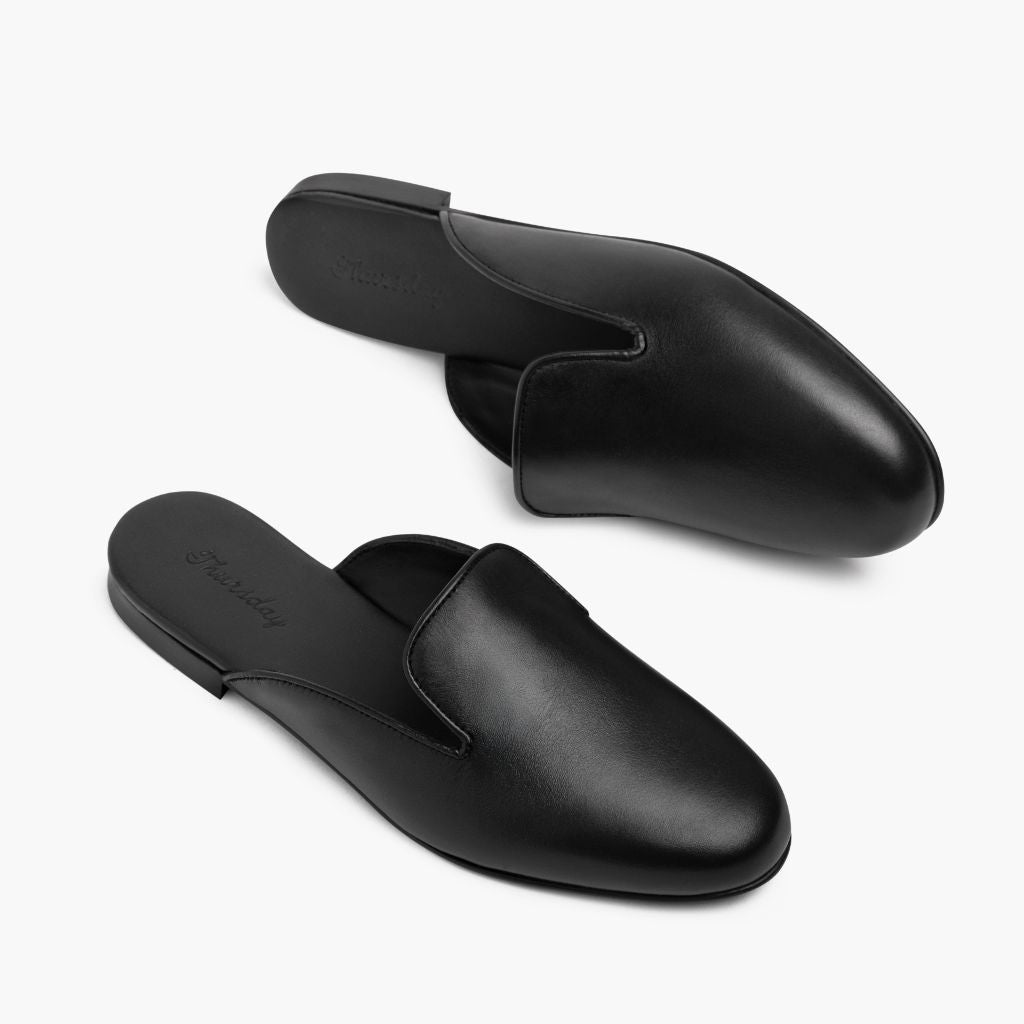 https://cdn.shopify.com/s/files/1/0419/1525/files/1024x1024-Women-EdenMule-Black-012925-FlatlayAlt.jpg?v=1741627946