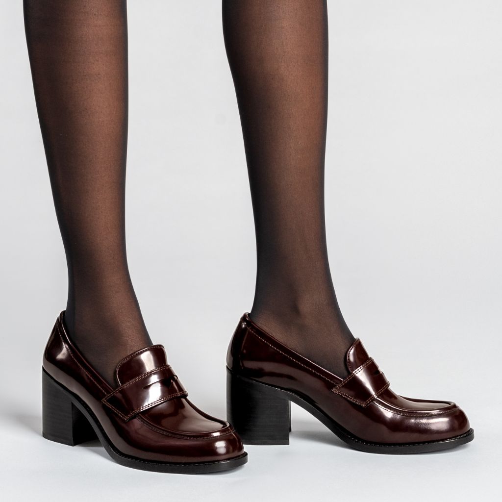 https://cdn.shopify.com/s/files/1/0419/1525/files/1024x1024-Women-HighHeelPenny-Burgundy-020425-1.jpg?v=1739893295