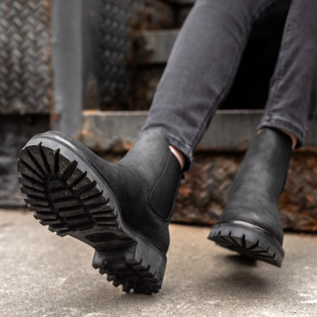 https://cdn.shopify.com/s/files/1/0419/1525/files/1024x1024-Women-Legend-BlackMatte-080521-2_7520ecb7-6615-4887-8453-9a543a16af30.jpg?v=1774633590
