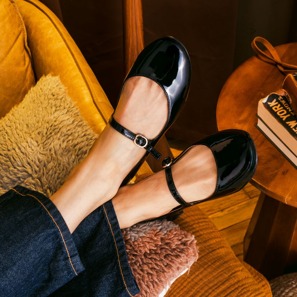 https://cdn.shopify.com/s/files/1/0419/1525/files/1024x1024-Women-MaryJane-BlackPatent-012226-3.jpg?v=1771259491