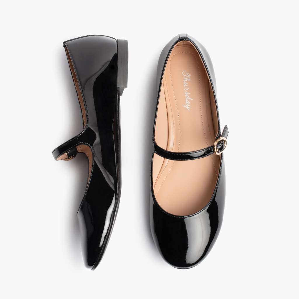 https://cdn.shopify.com/s/files/1/0419/1525/files/1024x1024-Women-MaryJane-BlackPatent-012226-Flatlay1.jpg?v=1771259519
