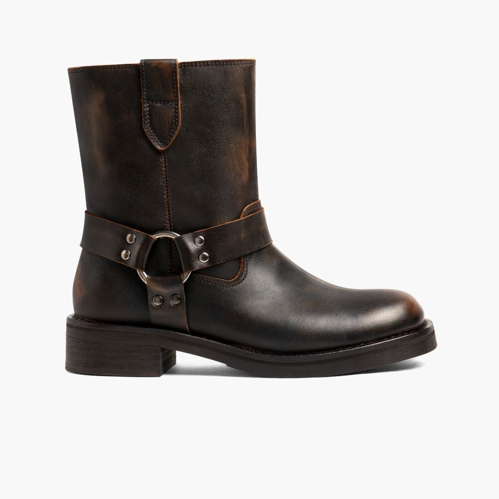 https://cdn.shopify.com/s/files/1/0419/1525/files/1024x1024-Women-Outlaw-VintageBrown-111324-Side.jpg?v=1732043782