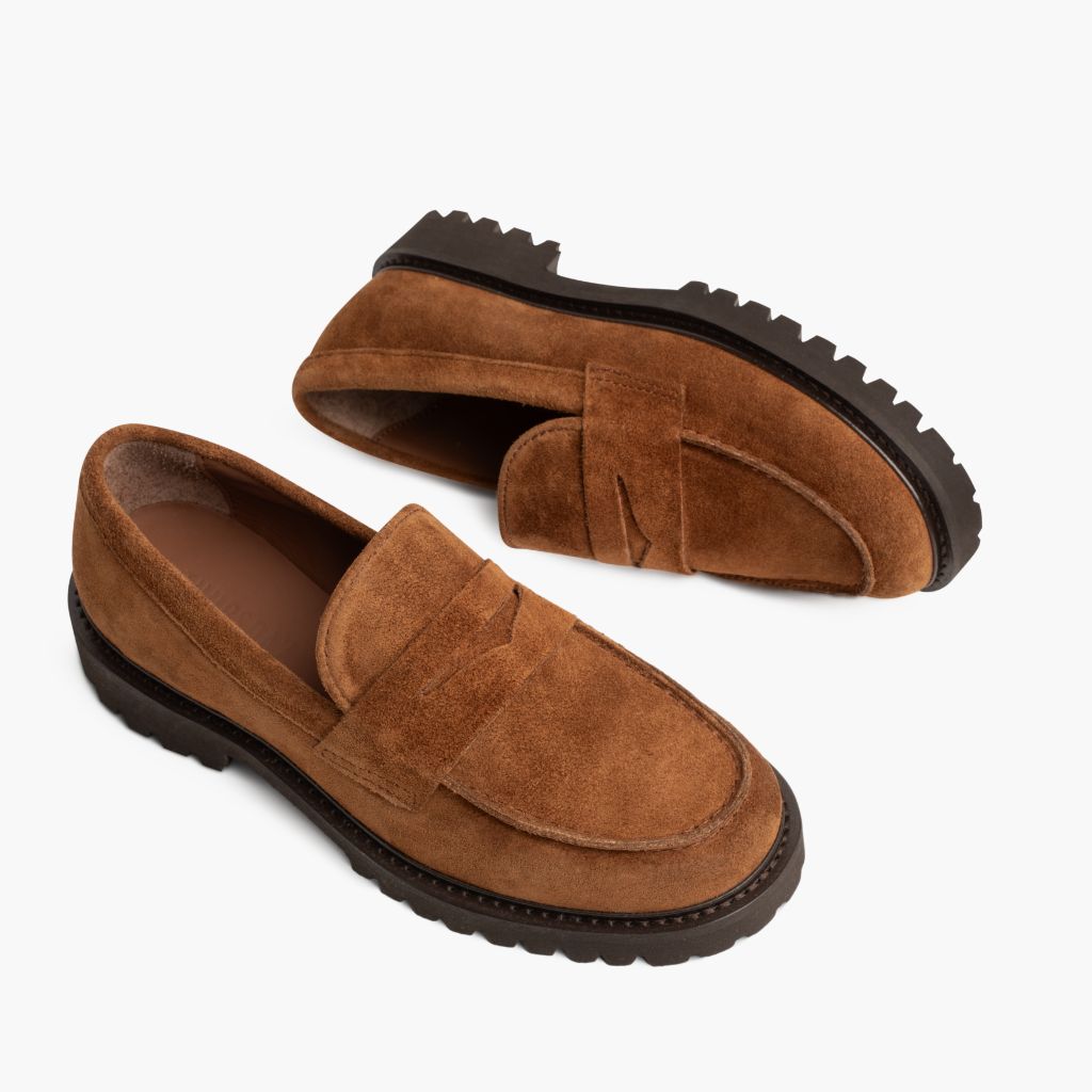 https://cdn.shopify.com/s/files/1/0419/1525/files/1024x1024-Women-Penny-HoneyBrown-102324-FlatlayAlt_3bd6ed59-6487-4bf0-8825-2dc439b13e5b.jpg?v=1730313005