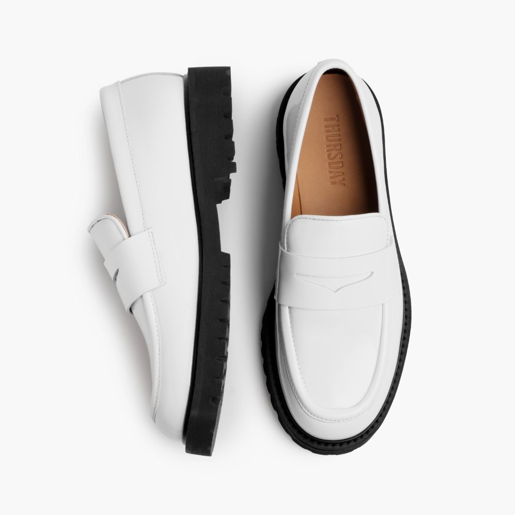 https://cdn.shopify.com/s/files/1/0419/1525/files/1024x1024-Women-Penny-White-082024-Flatlay1_1bbf040d-72ef-41aa-ab23-866883485260.jpg?v=1724791739
