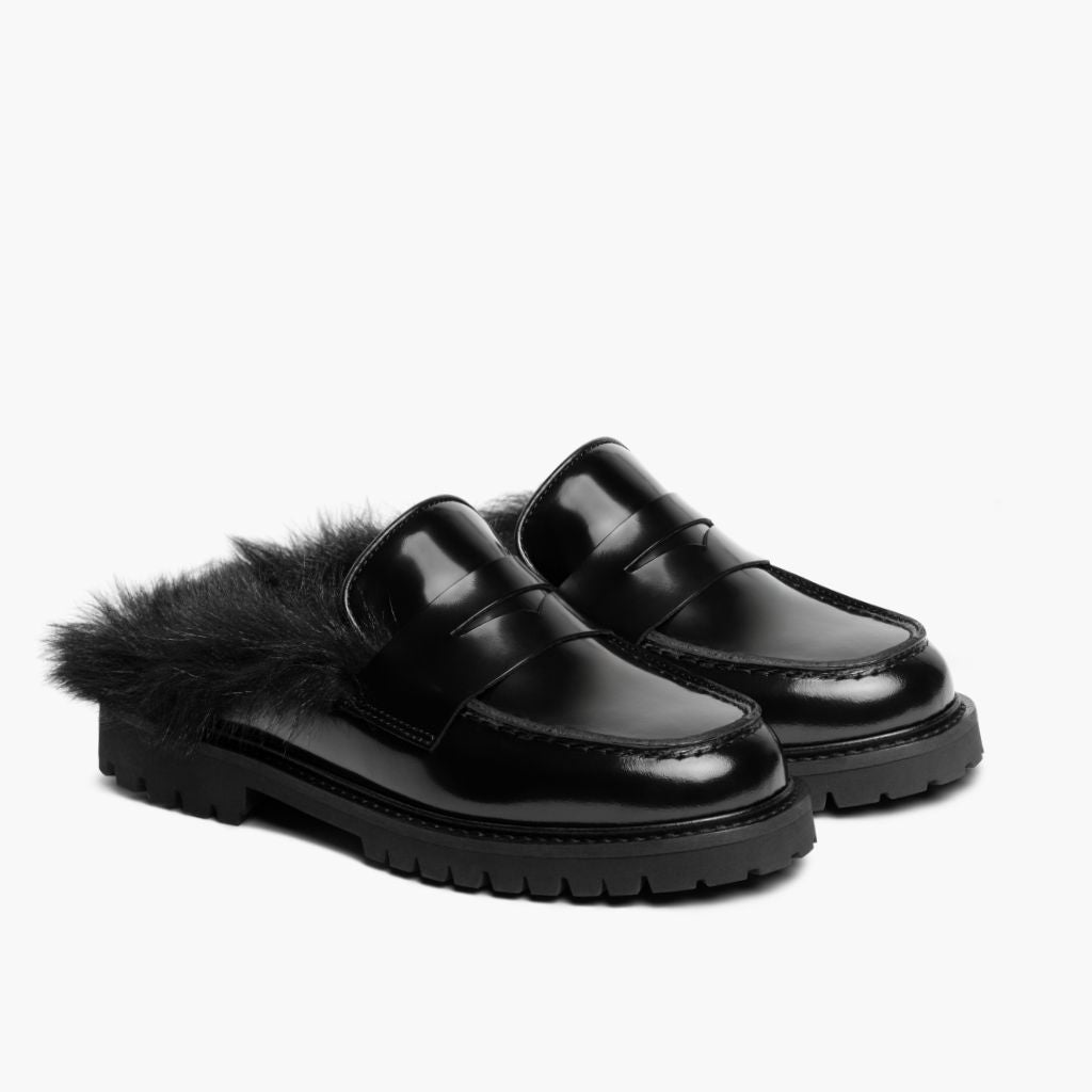 https://cdn.shopify.com/s/files/1/0419/1525/files/1024x1024-Women-PennyMule-BlackBlackShearling-050825-3.4.jpg?v=1757443835