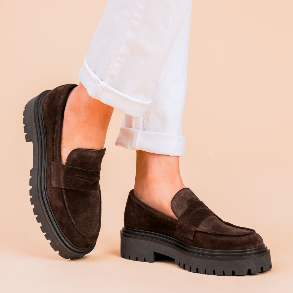 https://cdn.shopify.com/s/files/1/0419/1525/files/1024x1024-Women-PennyPlatform-Espresso-052325-1_0d76b2a6-57f9-493a-b1ce-e903df63b2b4.jpg?v=1750086970