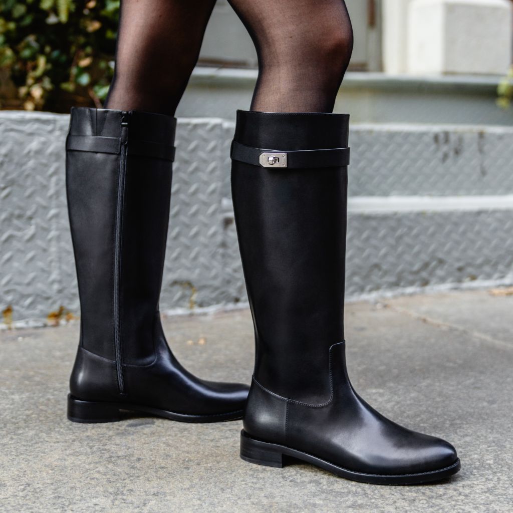 https://cdn.shopify.com/s/files/1/0419/1525/files/1024x1024-Women-Regent-BlackSilver-040126-1.jpg?v=1775511041