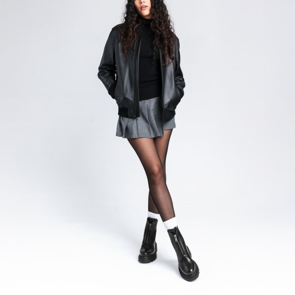 https://cdn.shopify.com/s/files/1/0419/1525/files/1024x1024-Women-RyderPlatform-Black-012125-3_8a7f939e-85bb-4813-b5e6-b90cc6688038.jpg?v=1748985900