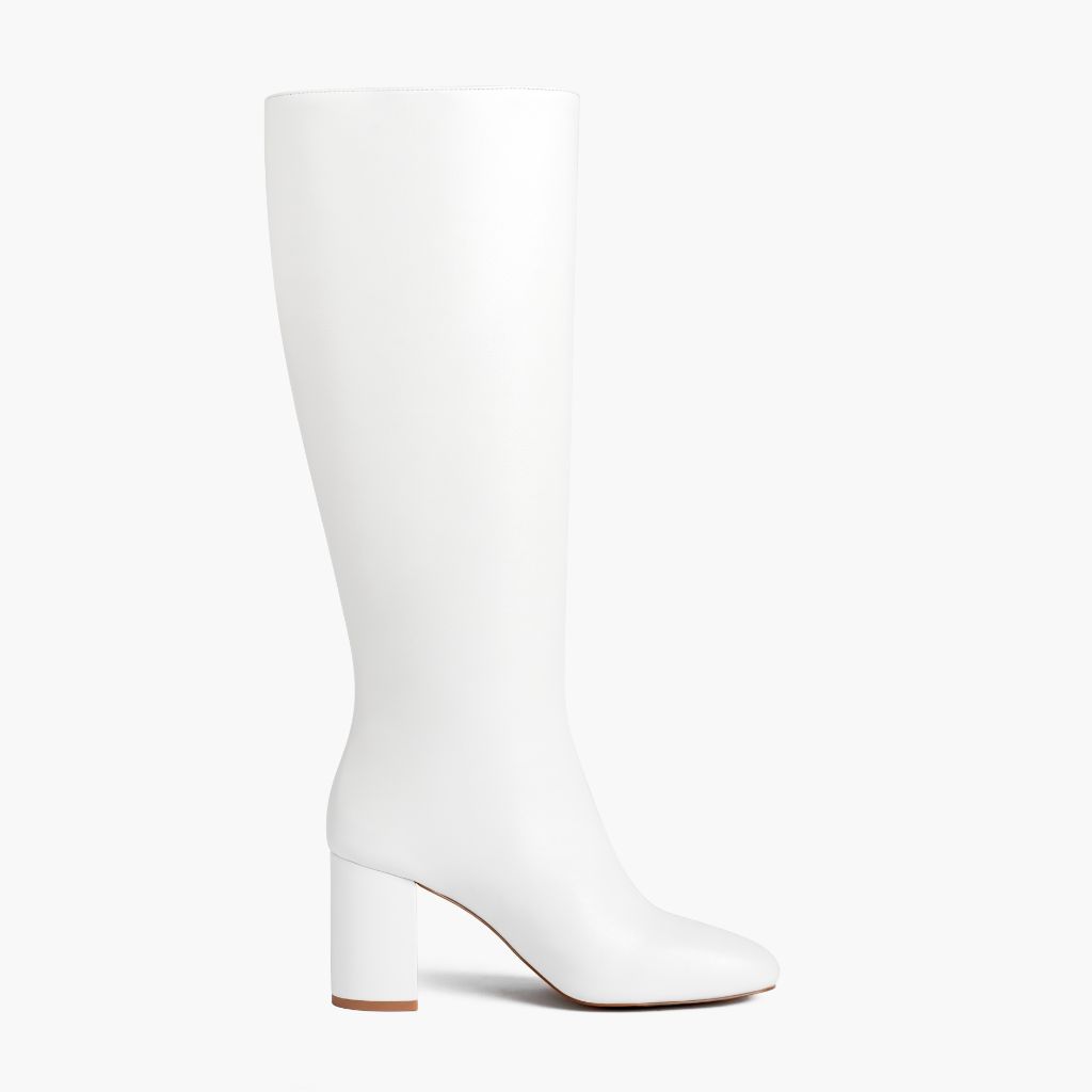 https://cdn.shopify.com/s/files/1/0419/1525/files/1024x1024-Women-Soleil-SnowWhite-033126-Side_297a81a8-545f-4d39-a942-46c2982fd2ff.jpg?v=1779304609