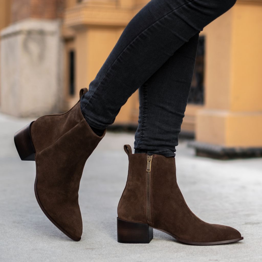 https://cdn.shopify.com/s/files/1/0419/1525/products/1024x1024-Women-Tempo-Cigar-010622-1.jpg?v=1641935890
