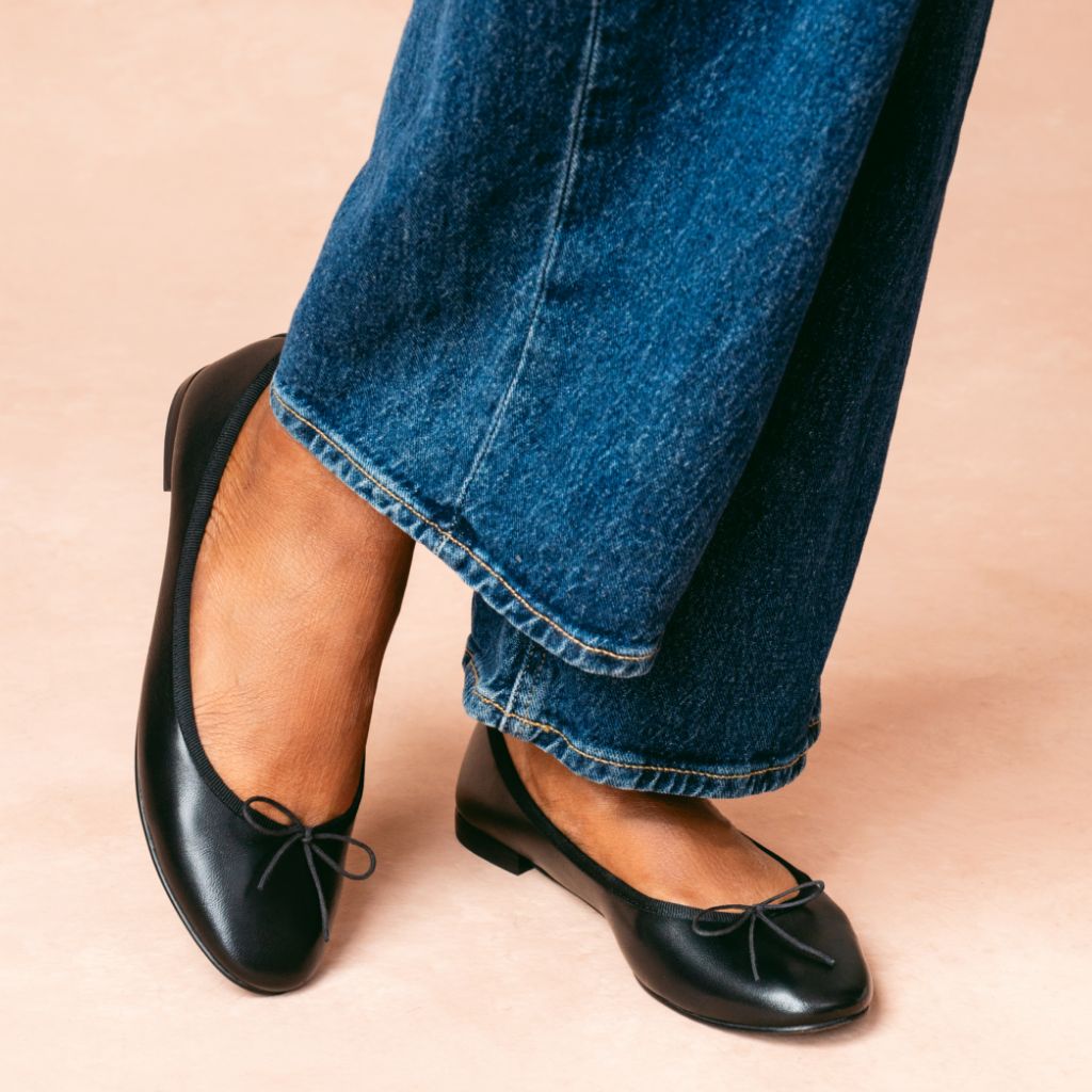 https://cdn.shopify.com/s/files/1/0419/1525/files/1024x1024-Women-TinyDancer-Black-081225-1.jpg?v=1756309109