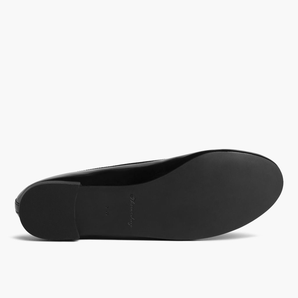 https://cdn.shopify.com/s/files/1/0419/1525/files/1024x1024-Women-TinyDancer-BlackPatent-081225-Outsole.jpg?v=1756313962