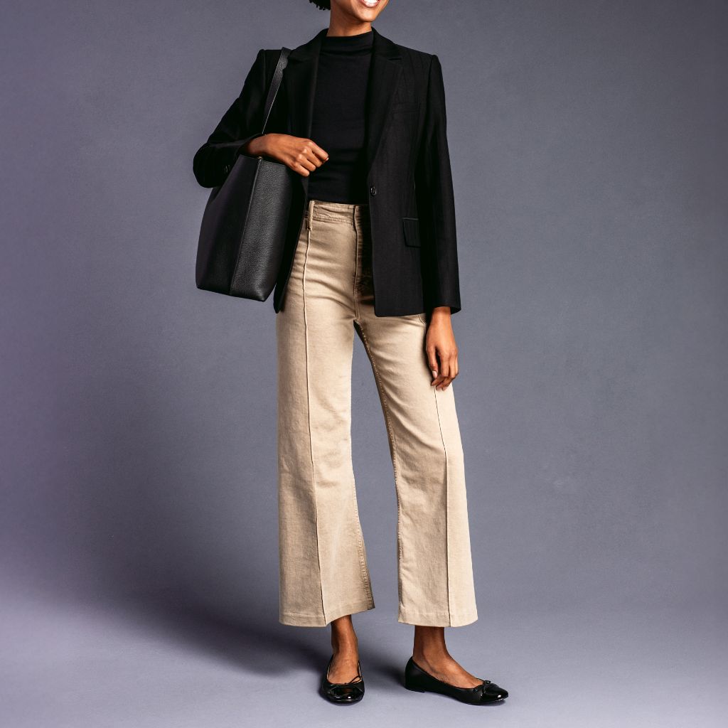 https://cdn.shopify.com/s/files/1/0419/1525/files/1024x1024-Women-TinyDancer-CapToe-Black-122425-2_010b58cc-b5d9-4abc-b26b-6de330f20c5d.jpg?v=1768330032
