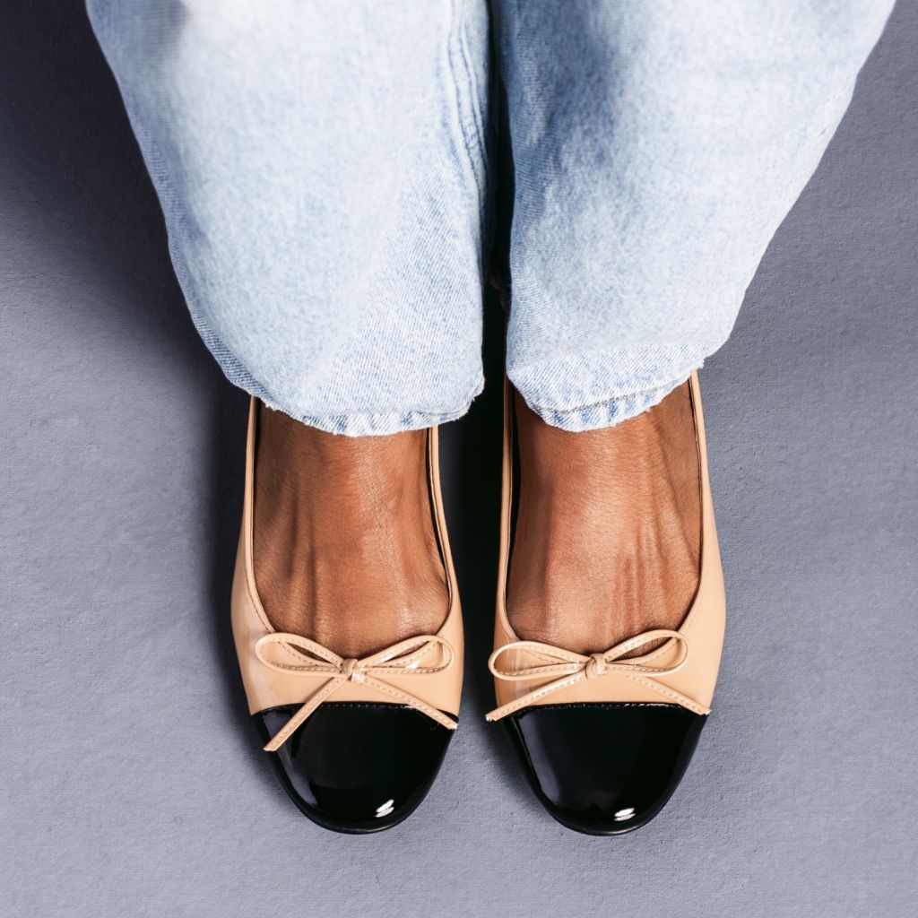 https://cdn.shopify.com/s/files/1/0419/1525/files/1024x1024-Women-TinyDancer-CapToe-Buff-122425-3_0c72c630-2b68-4a0b-a003-666d76dffa9a.jpg?v=1768329874