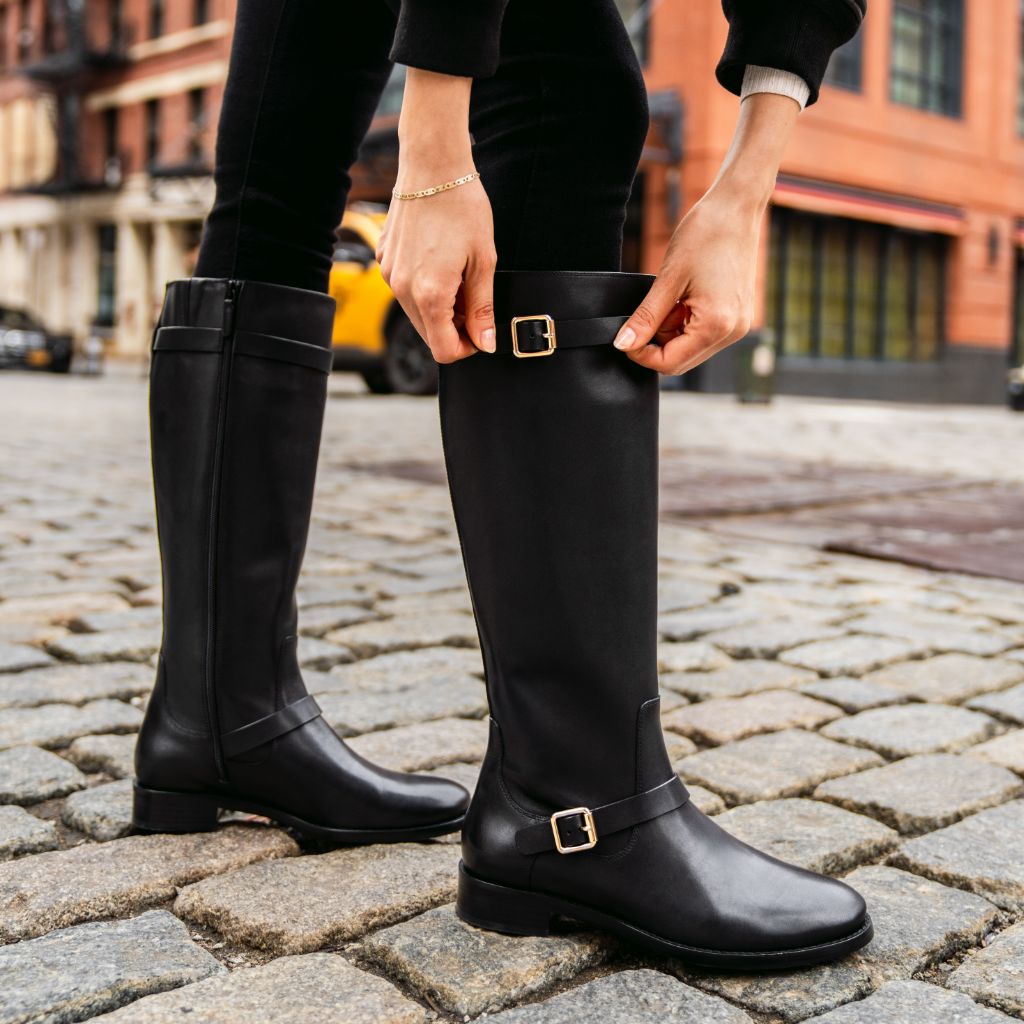 https://cdn.shopify.com/s/files/1/0419/1525/files/1024x1024-Women-Vesper-Black-040126-1.jpg?v=1775509604
