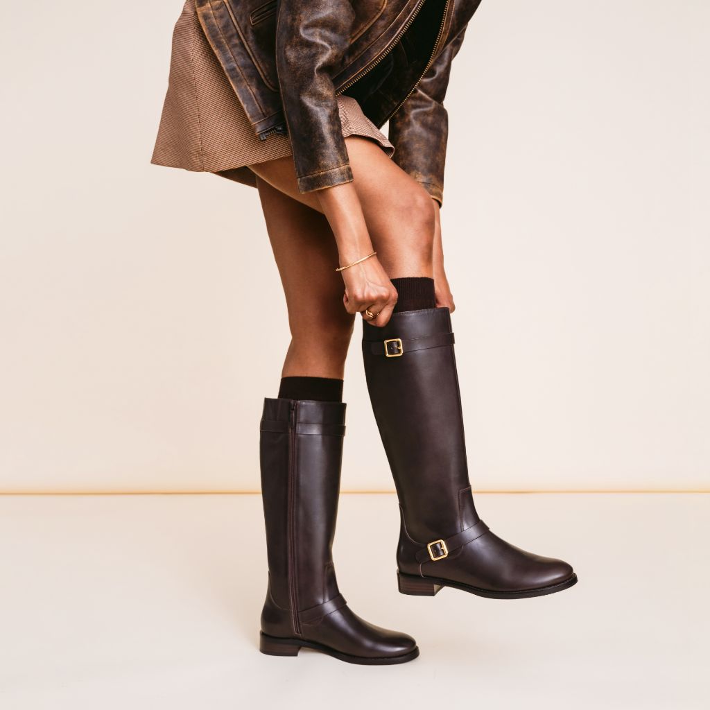 https://cdn.shopify.com/s/files/1/0419/1525/files/1024x1024-Women-Vesper-DarkBrown-043026-4.jpg?v=1779119415