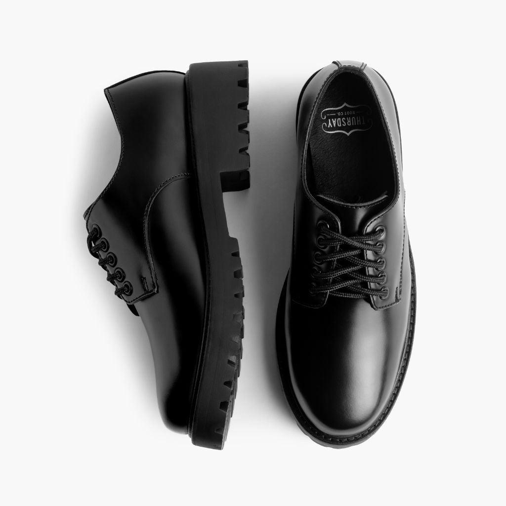 https://cdn.shopify.com/s/files/1/0419/1525/files/1024x1024-Women_s-Renegade-Black-101923-Flatlay1.jpg?v=1698092277