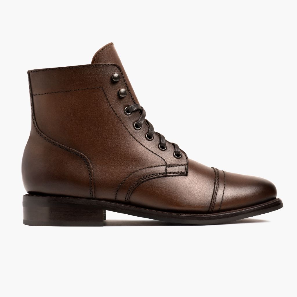 https://cdn.shopify.com/s/files/1/0419/1525/products/1024x1024-Womens-Captain-Walnut-52622-Side.jpg?v=1662589620