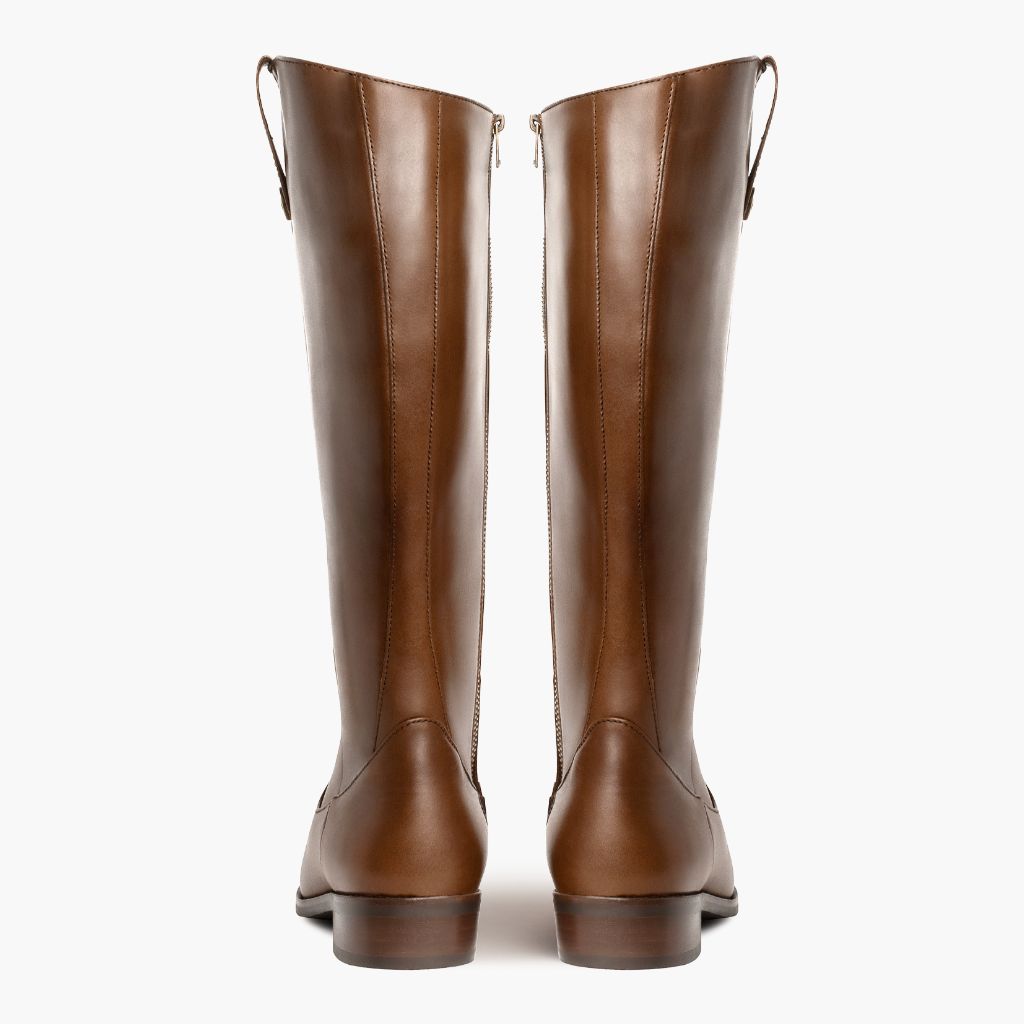 https://cdn.shopify.com/s/files/1/0419/1525/files/1024x1024-Womens-Crown-Cuero-080223-Rear.jpg?v=1691443660