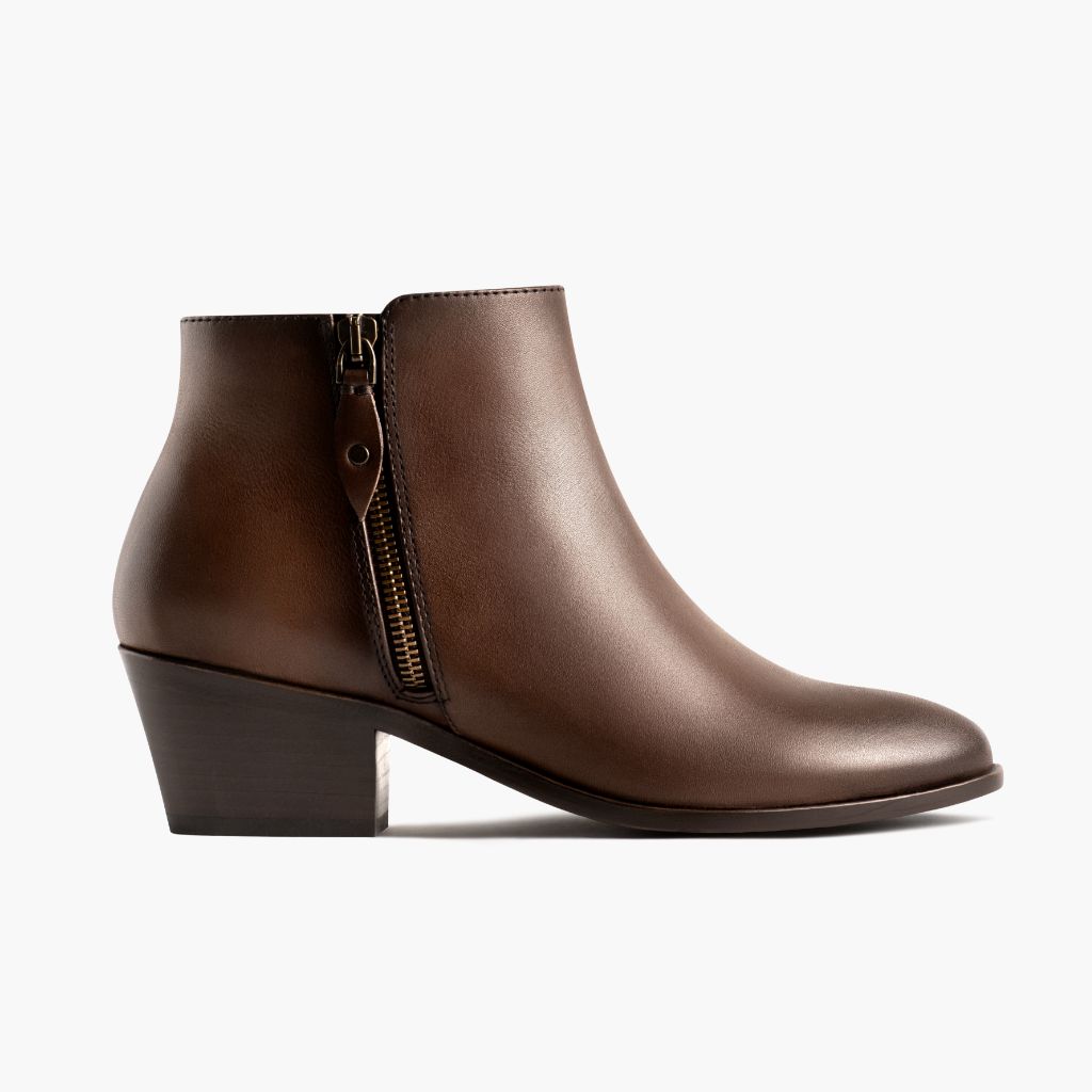 https://cdn.shopify.com/s/files/1/0419/1525/files/1024x1024-Womens-Downtown-Amaretto-112223-SideZip.jpg?v=1702512149