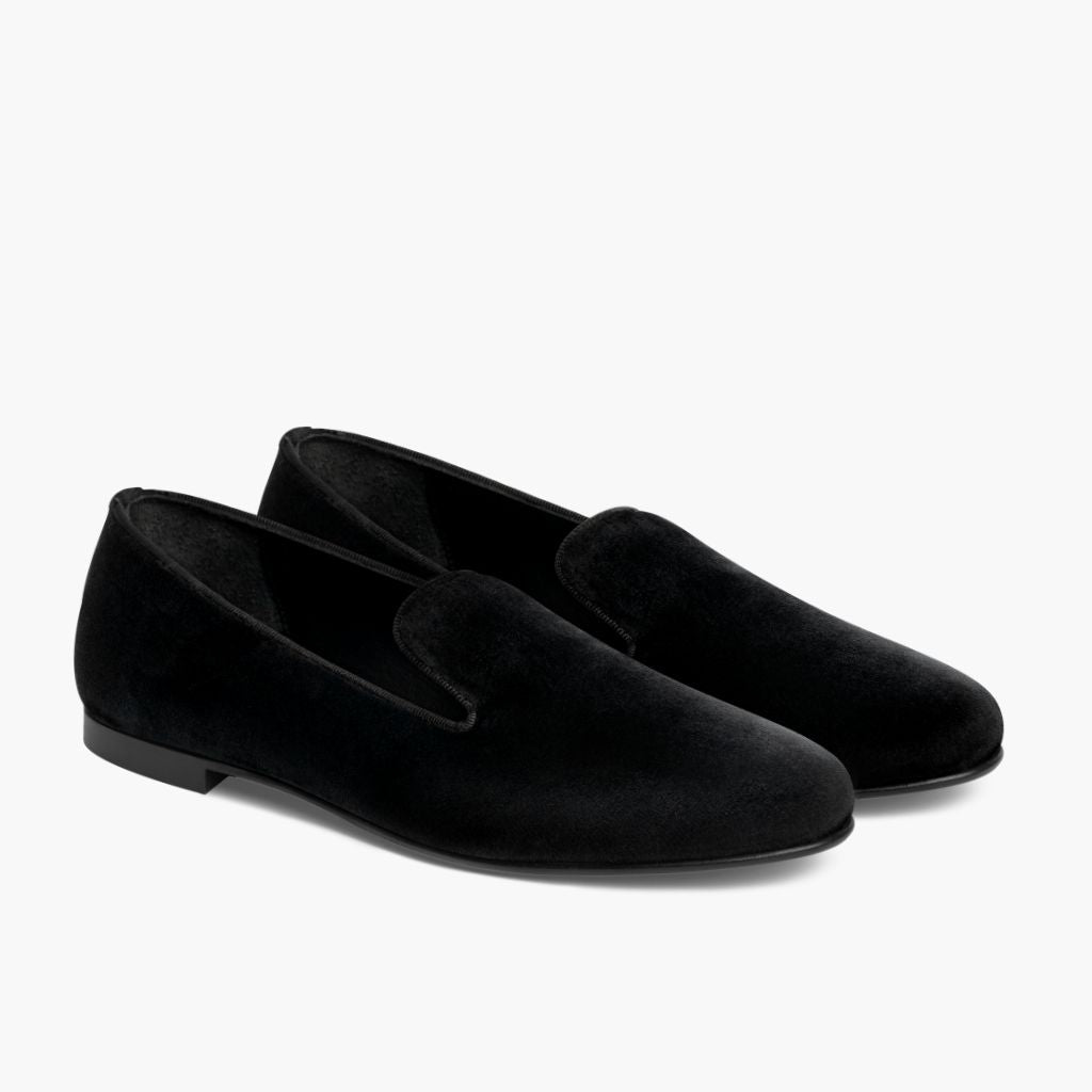 https://cdn.shopify.com/s/files/1/0419/1525/files/1024x1024-Womens-Eden-BlackVelvet-041924-3.4.jpg?v=1715099515