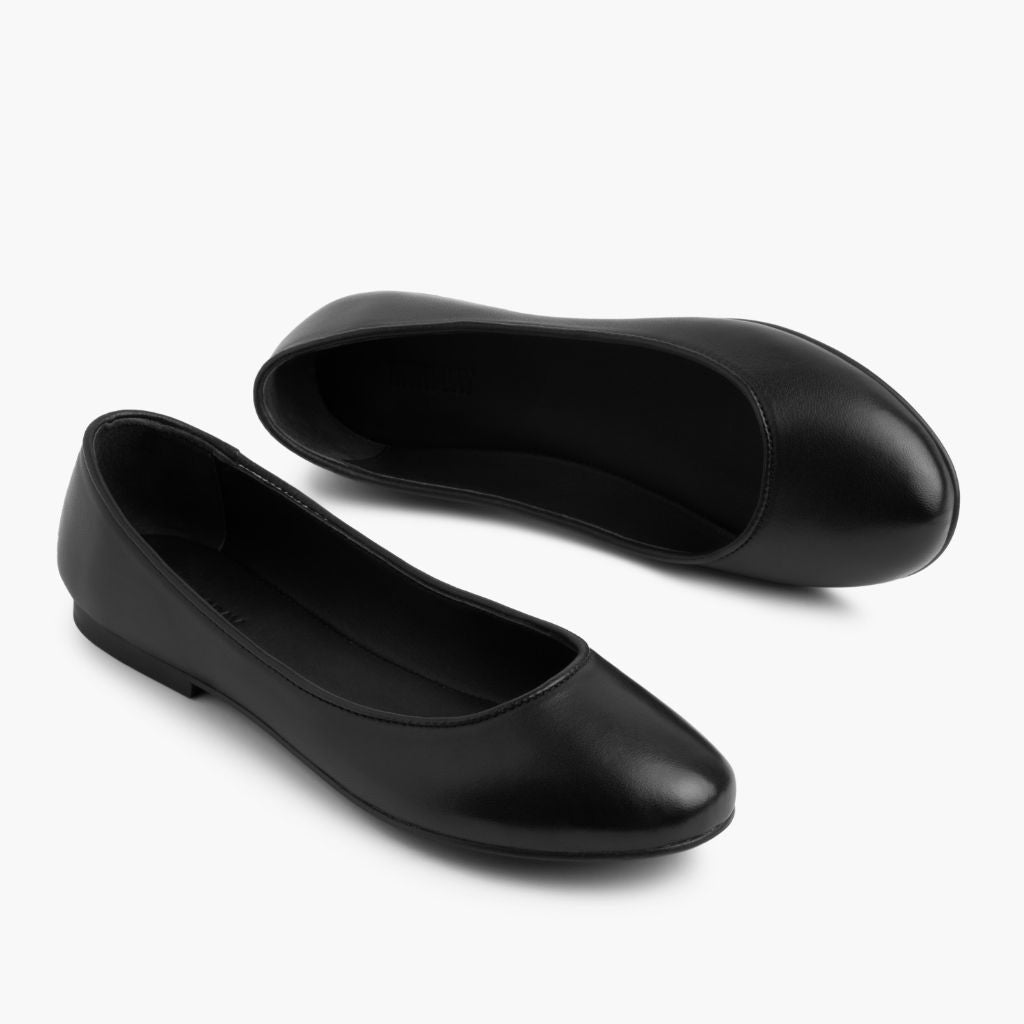 https://cdn.shopify.com/s/files/1/0419/1525/files/1024x1024-Womens-Feliz-Black-041423-FlatlayAlt.jpg?v=1683570615