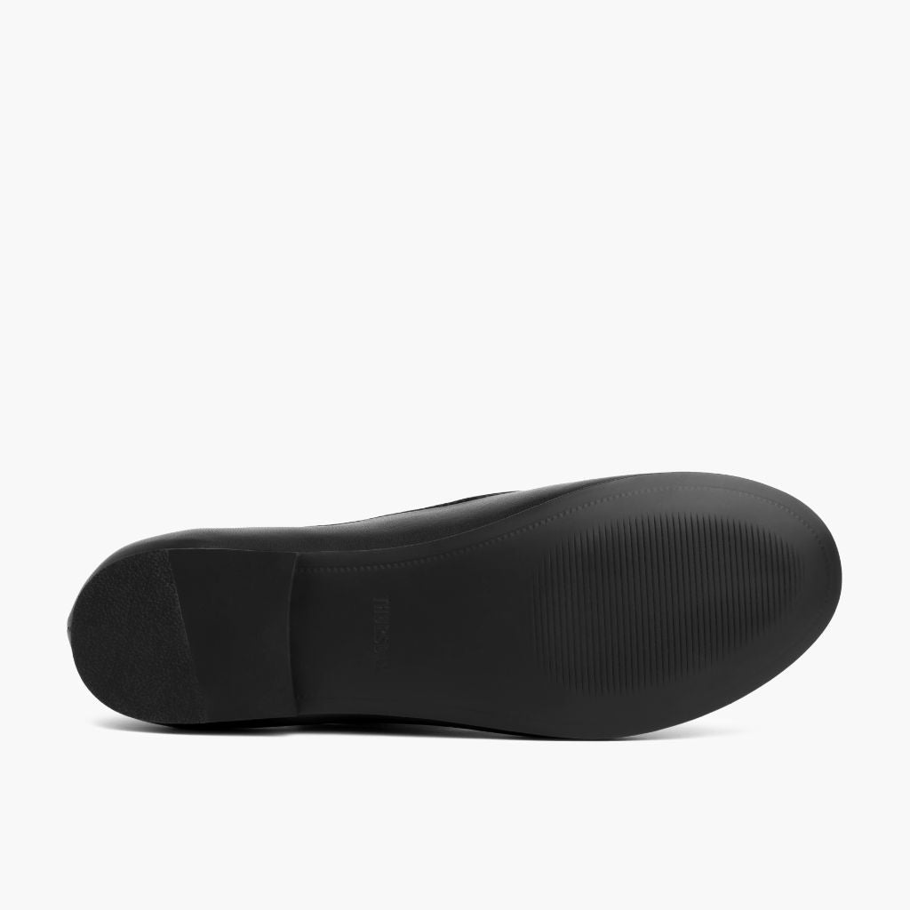 https://cdn.shopify.com/s/files/1/0419/1525/files/1024x1024-Womens-Feliz-Black-041423-Outsole.jpg?v=1683570615