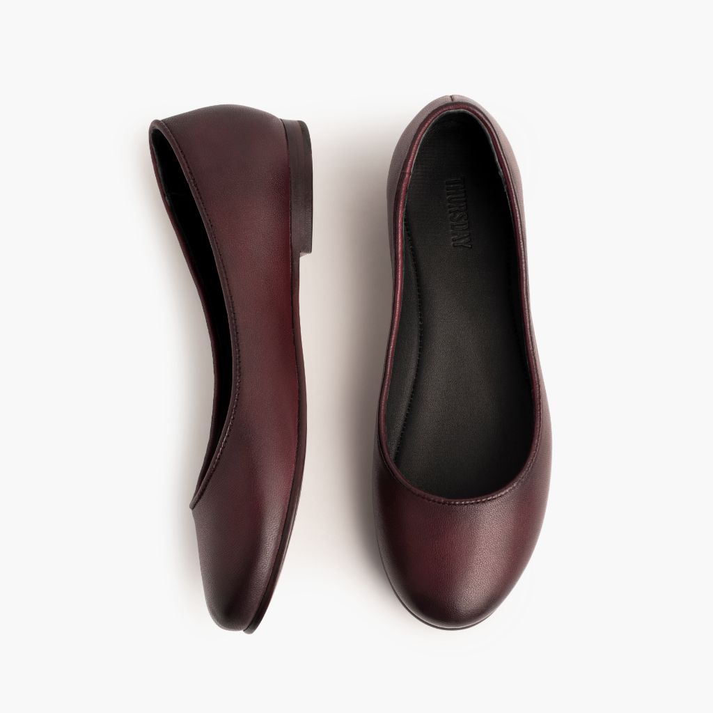 https://cdn.shopify.com/s/files/1/0419/1525/files/1024x1024-Womens-Feliz-Wine-042823-Flatlay1.jpg?v=1683573001
