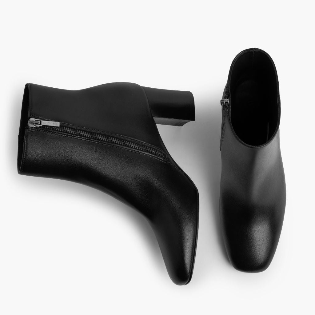 https://cdn.shopify.com/s/files/1/0419/1525/products/1024x1024-Womens-HighStandard-Black-040523-Flatlay1.jpg?v=1682355019