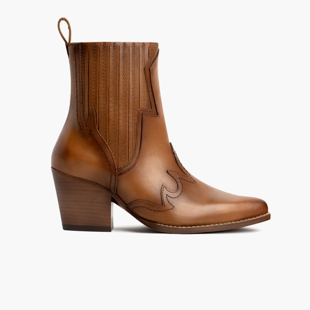 https://cdn.shopify.com/s/files/1/0419/1525/products/1024x1024-Womens-Icon-Tan-030123-Side.jpg?v=1680544704