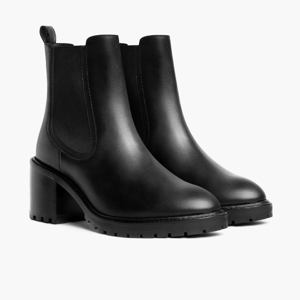 https://cdn.shopify.com/s/files/1/0419/1525/files/1024x1024-Womens-Knockout-Black-081523-3.4.jpg?v=1692639651