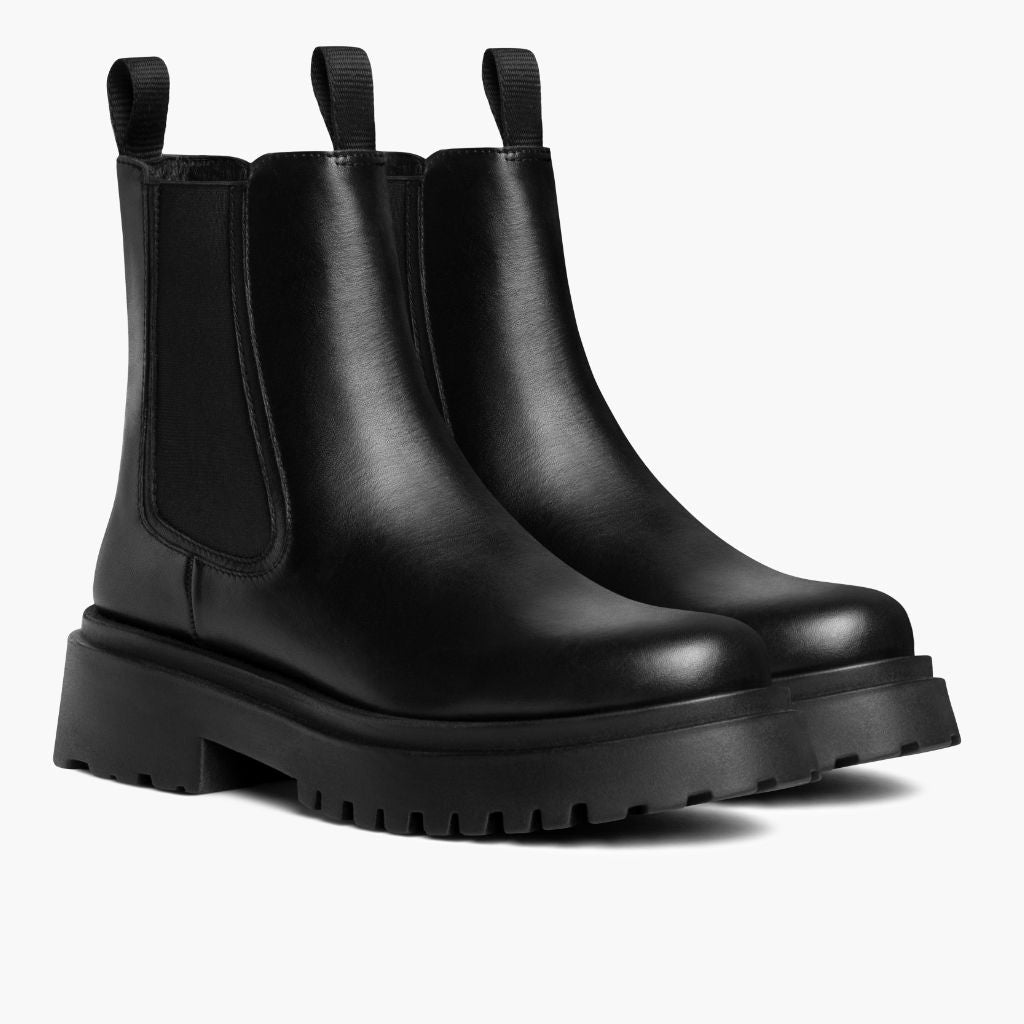 https://cdn.shopify.com/s/files/1/0419/1525/files/1024x1024-Womens-LegendPlatform-Black-101023-3.4.jpg?v=1697491598