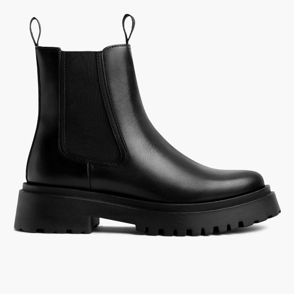 https://cdn.shopify.com/s/files/1/0419/1525/files/1024x1024-Womens-LegendPlatform-Black-101023-Side.jpg?v=1697491598