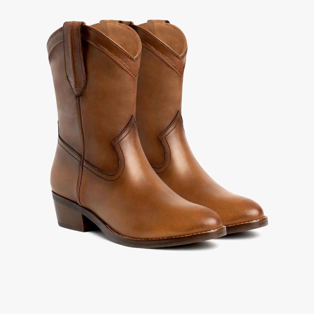 https://cdn.shopify.com/s/files/1/0419/1525/products/1024x1024-Womens-Liberty-Tan-032323-3.4.jpg?v=1679507602