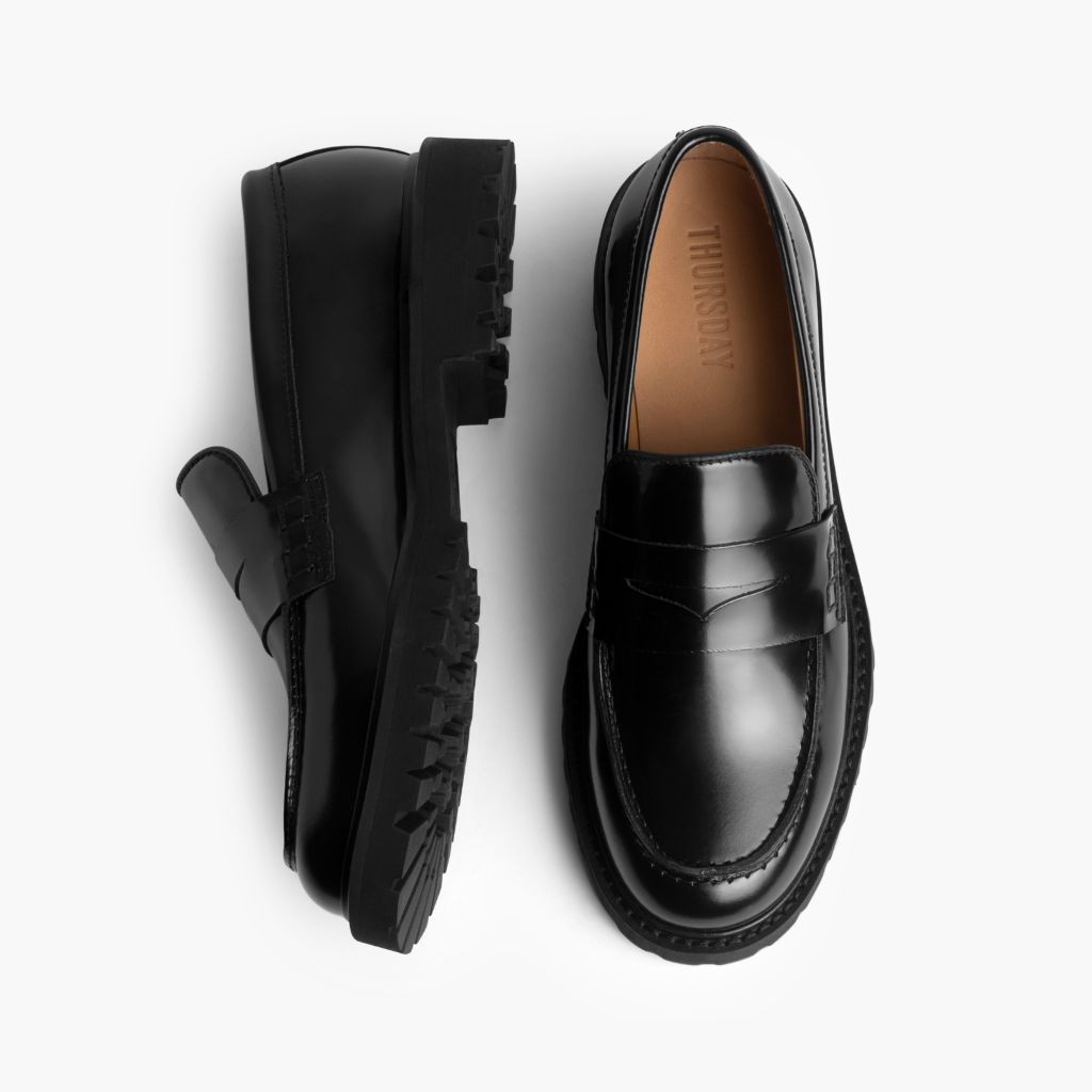 https://cdn.shopify.com/s/files/1/0419/1525/files/1024x1024-Womens-Penny-Black-092123-Flatlay1.jpg?v=1695664365
