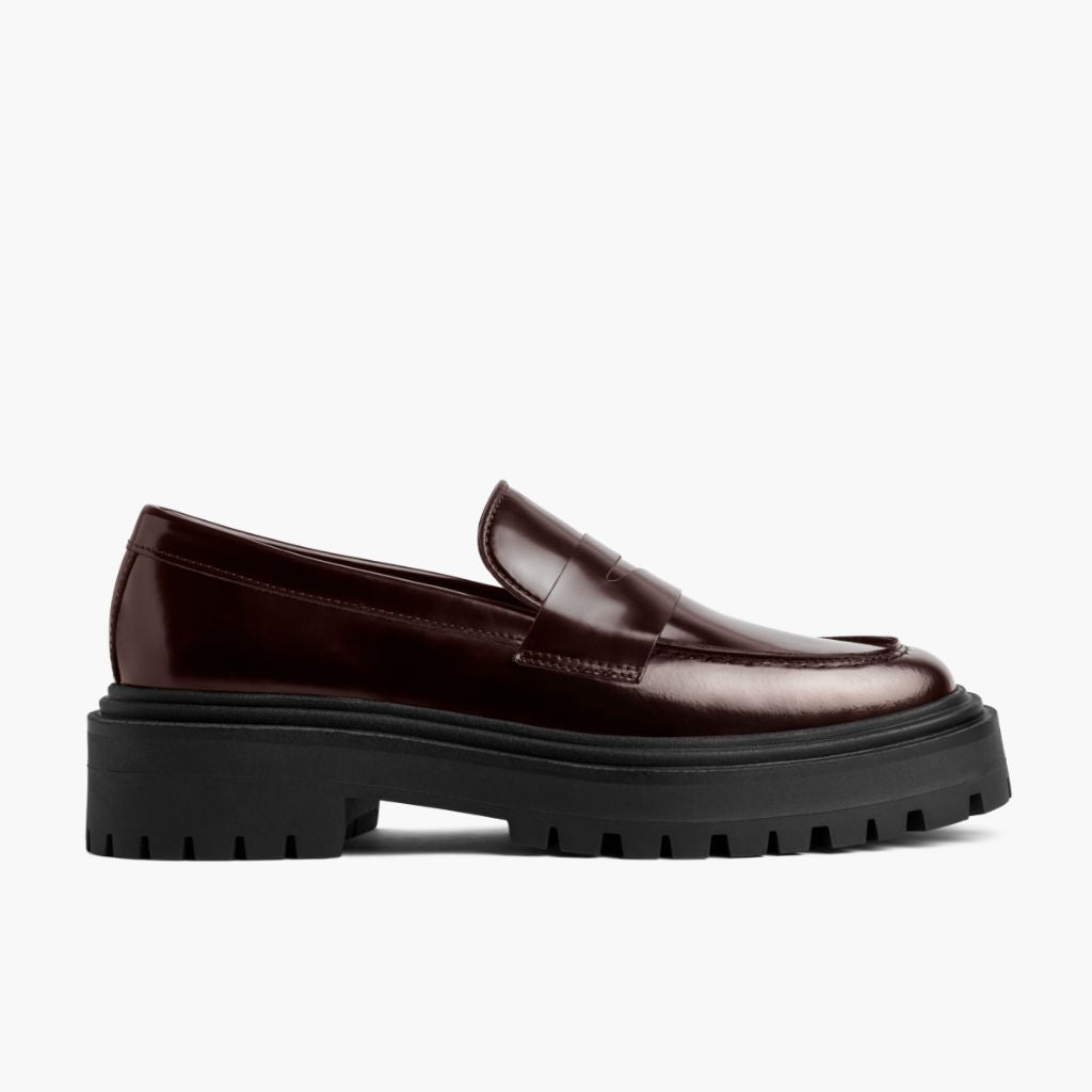 https://cdn.shopify.com/s/files/1/0419/1525/files/1024x1024-Womens-PennyPlatform-Burgundy-051324-Side.jpg?v=1718804676