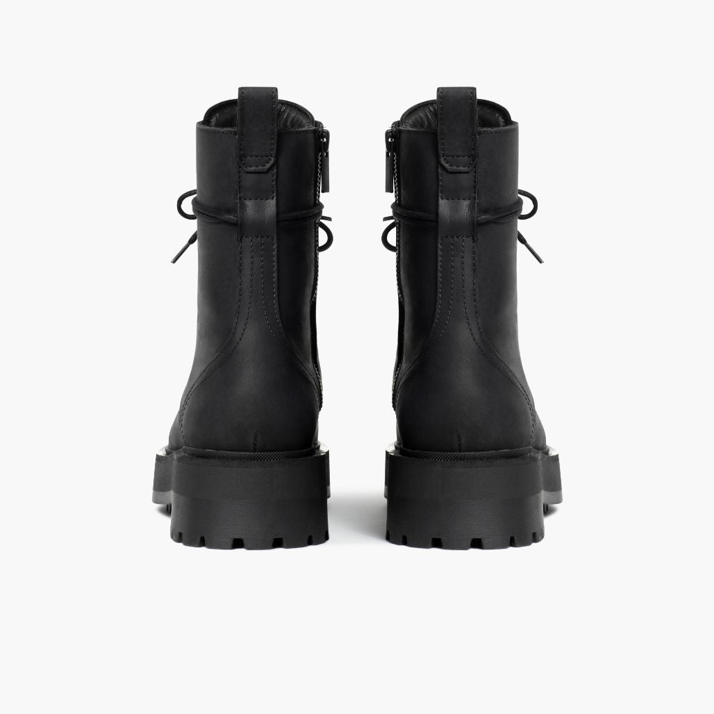 https://cdn.shopify.com/s/files/1/0419/1525/files/1024x1024-Womens-Quest-Black-082423-Rear.jpg?v=1693928077