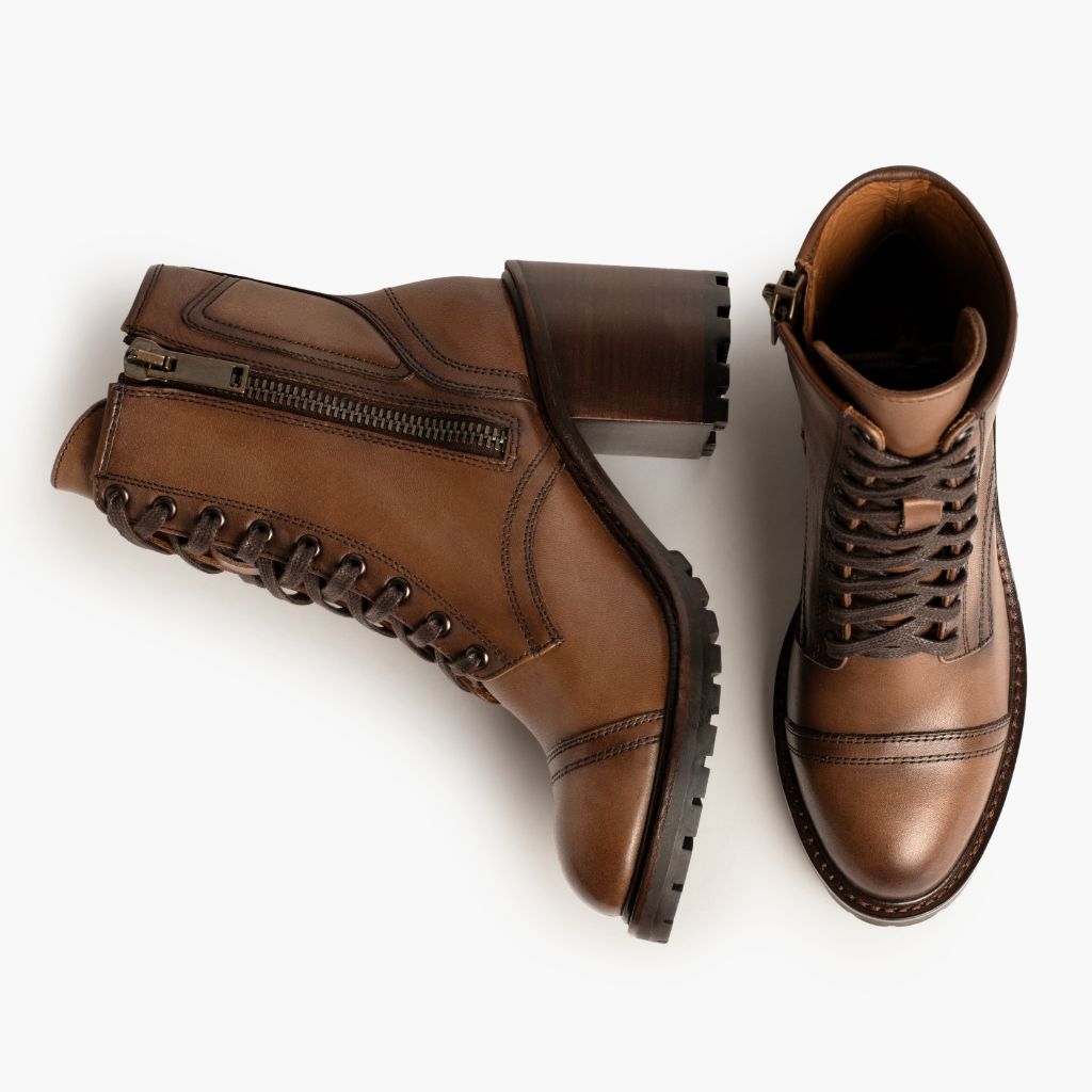 https://cdn.shopify.com/s/files/1/0419/1525/files/1024x1024-Womens-Rebel-AmberWheat-121523-Flatlay1.jpg?v=1704224735