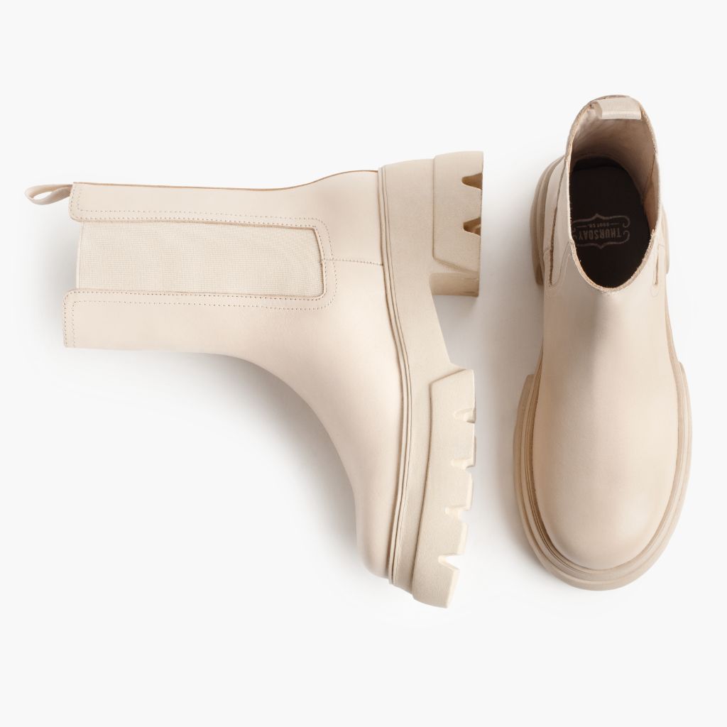 https://cdn.shopify.com/s/files/1/0419/1525/files/1024x1024-Womens-Reign-Cream-112123-Flatlay1.jpg?v=1761341847