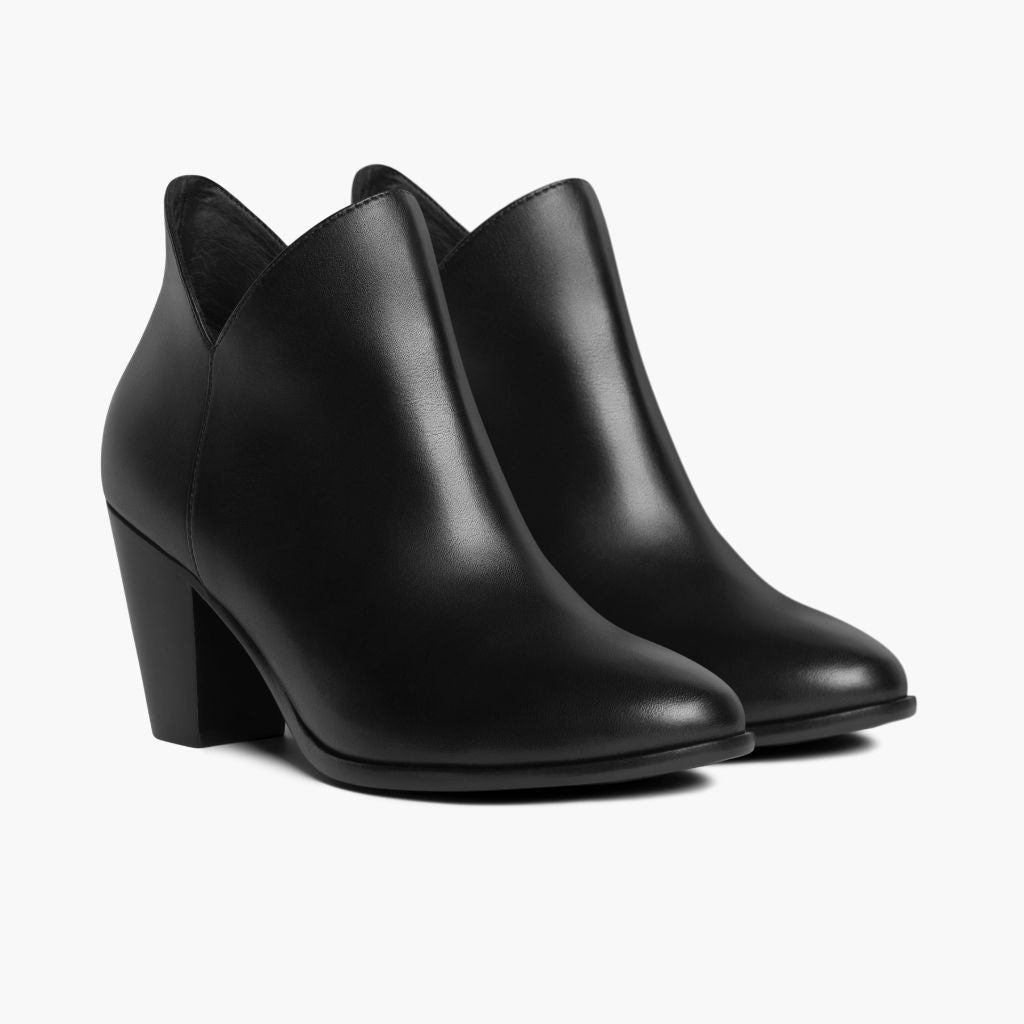 https://cdn.shopify.com/s/files/1/0419/1525/products/1024x1024-Womens-Uptown-Black-091922-3.4.jpg?v=1664817059