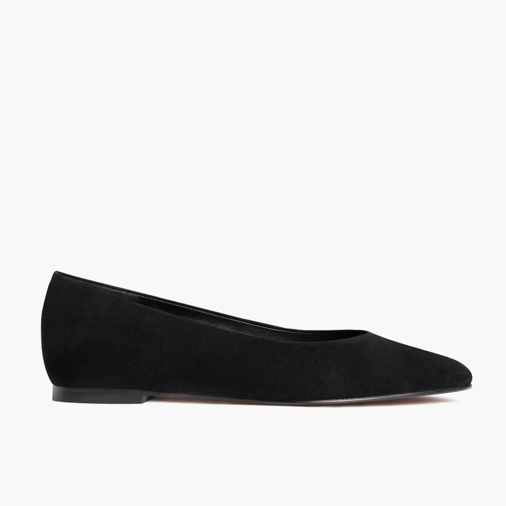 https://cdn.shopify.com/s/files/1/0419/1525/files/1024x1024-Womens-VivaBalletFlat-BlackSuede-050123-Side.jpg?v=1683579042